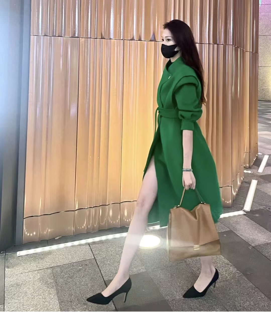 秋冬穿搭很简单这样穿秒变女神,今年冬季最火的穿搭精致女生必看