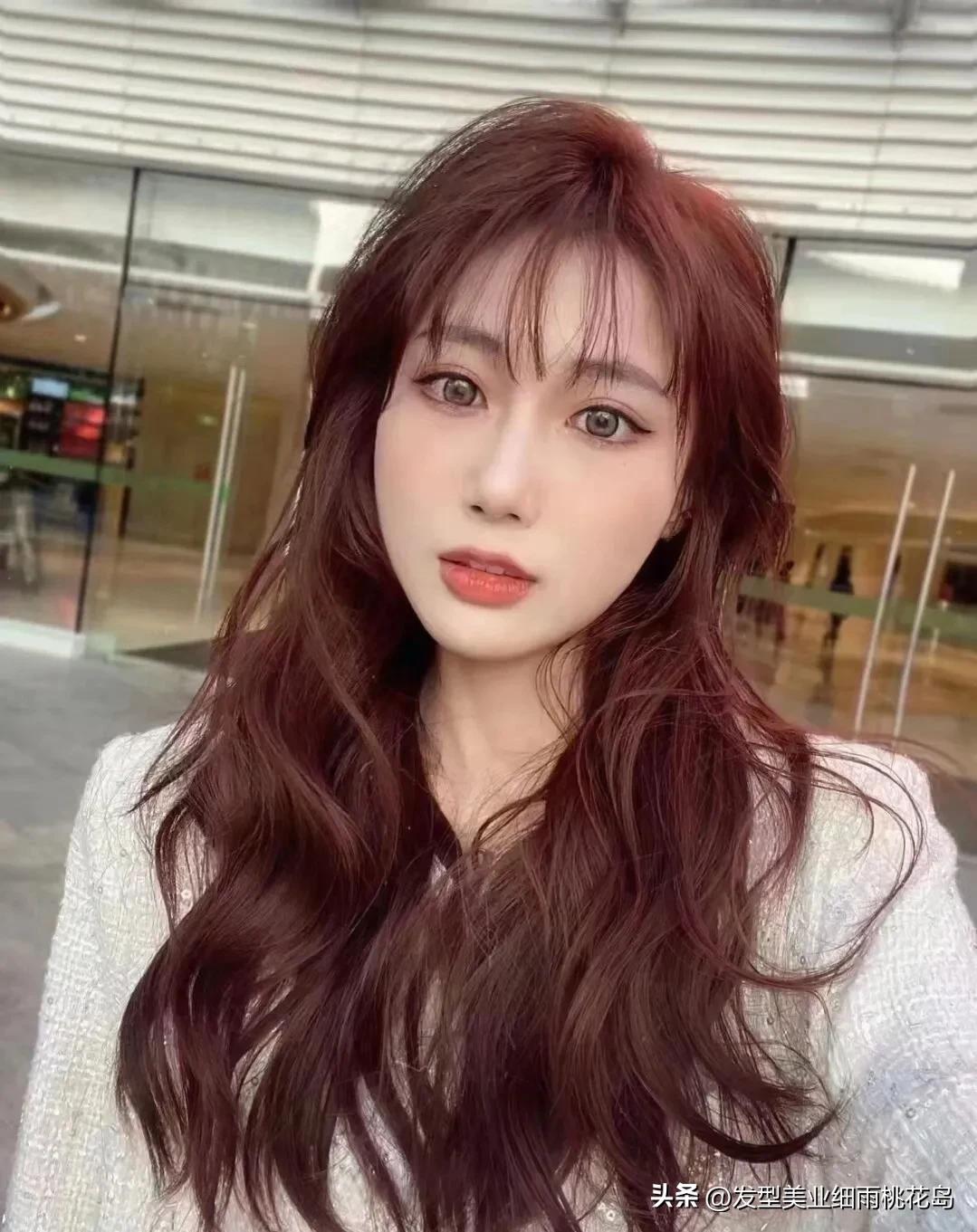 美感十足的中长发烫发,中长发烫发什么类型好看