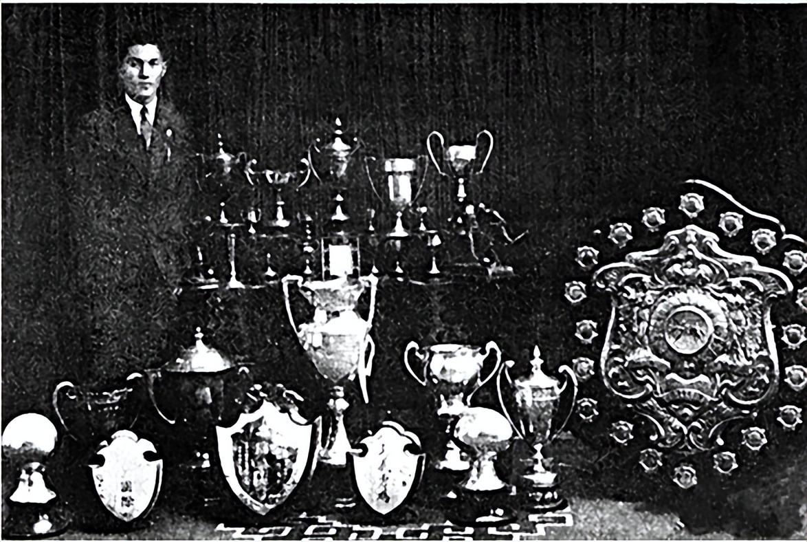 中国足球曾9次夺冠,中国足球曾经的疯狂