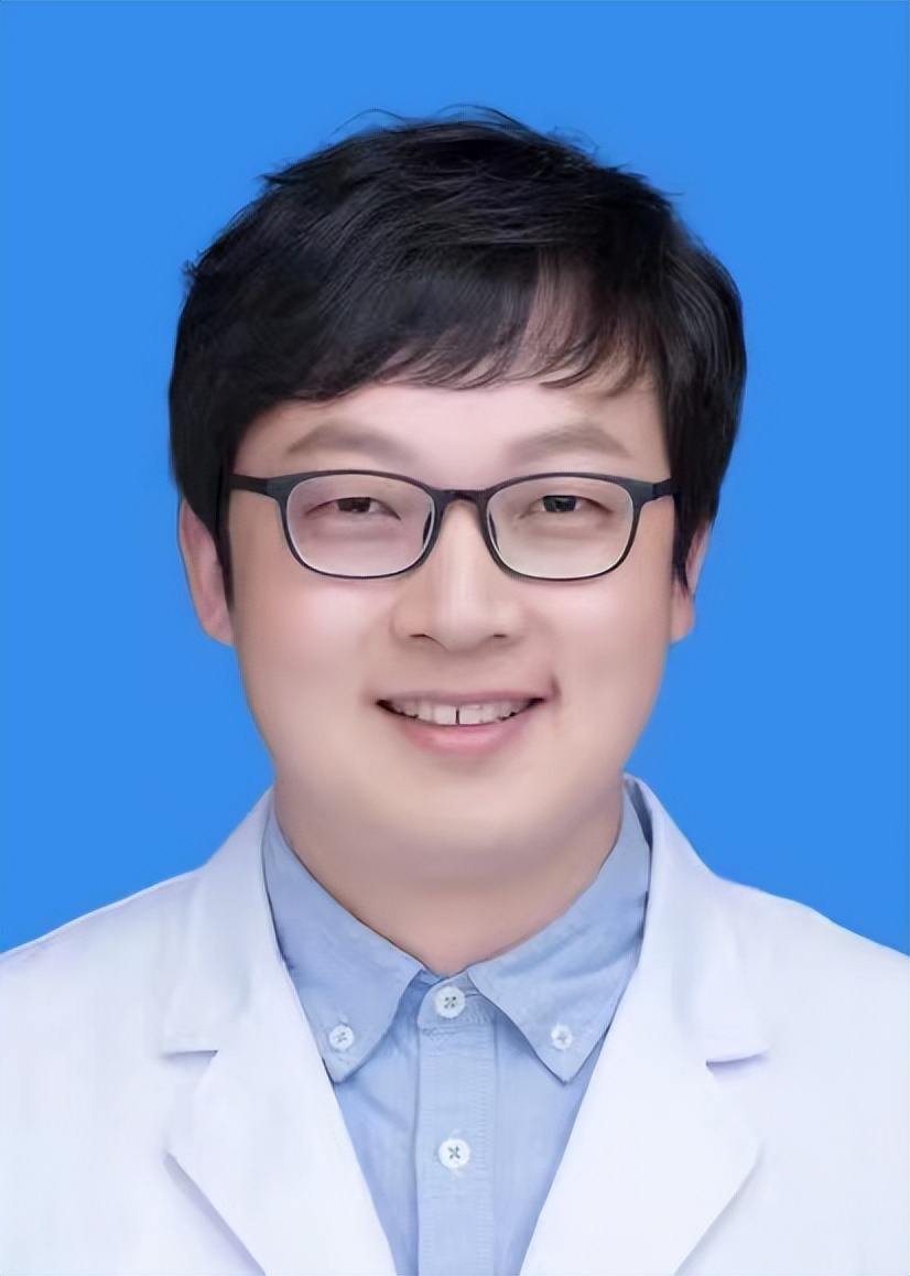 哮喘日举办专家义诊活动,全面关爱每一位哮喘患者