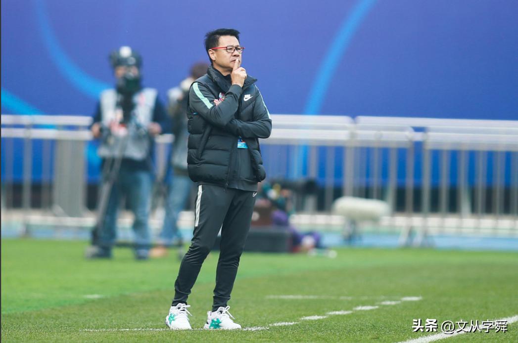 中超老将重聚,中超上海申花vs青岛海牛吴金贵