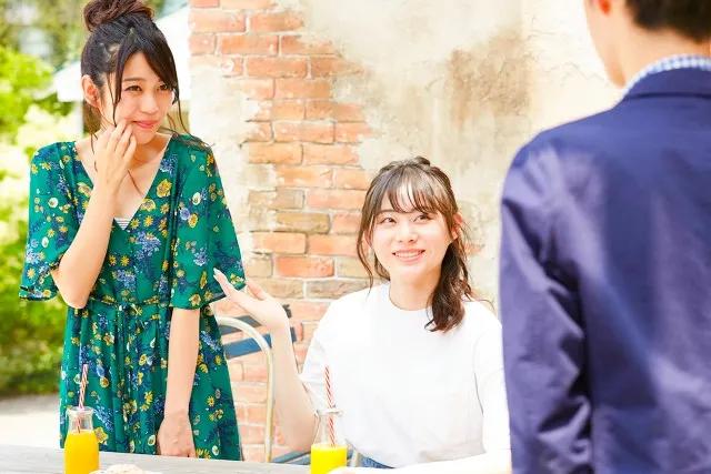 男朋友爱你的几种表现,男朋友真心爱你的几种表现