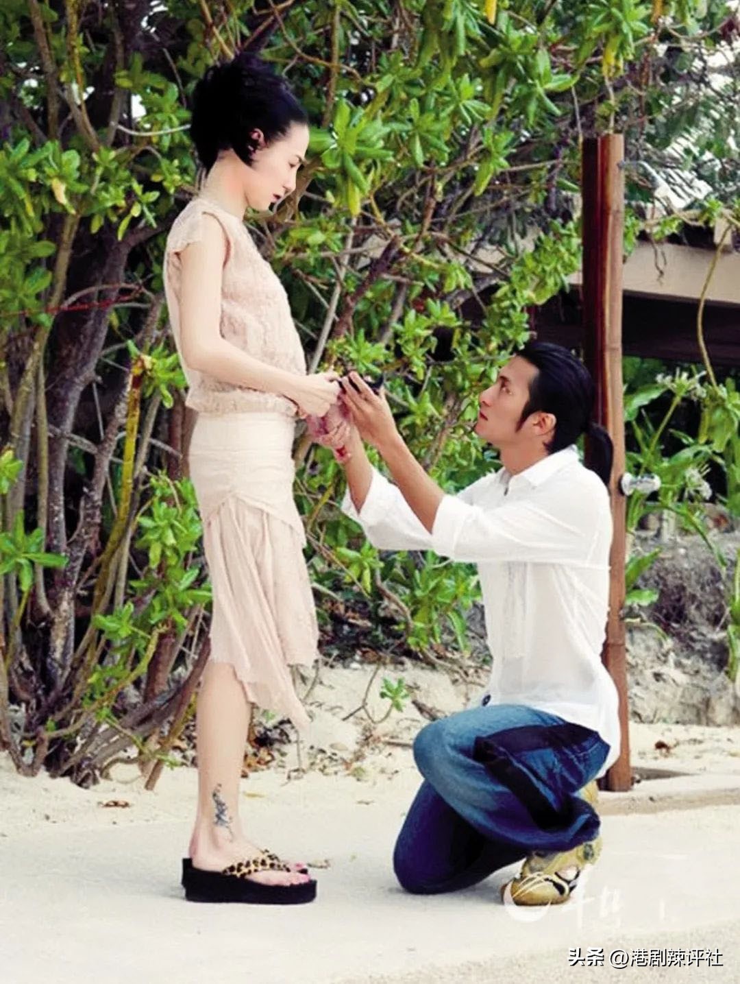 王菲谢霆锋还在一起吗经典瞬间,王菲谢霆锋年轻时在一起几年