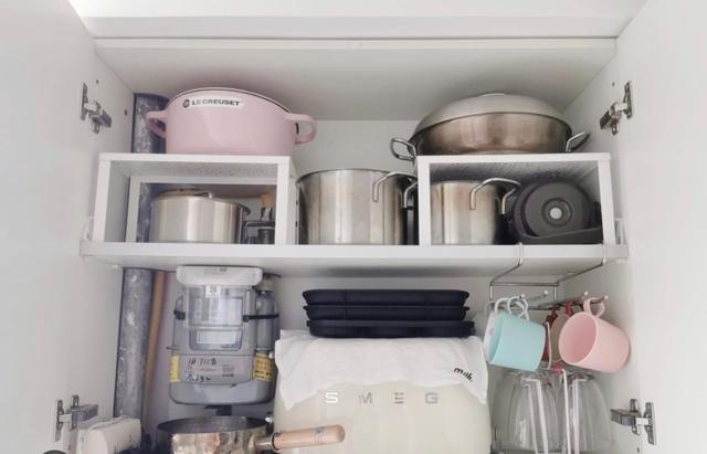 她拒绝断舍离，入住三年依旧把家收拾得井井有条，堪称教科书收纳