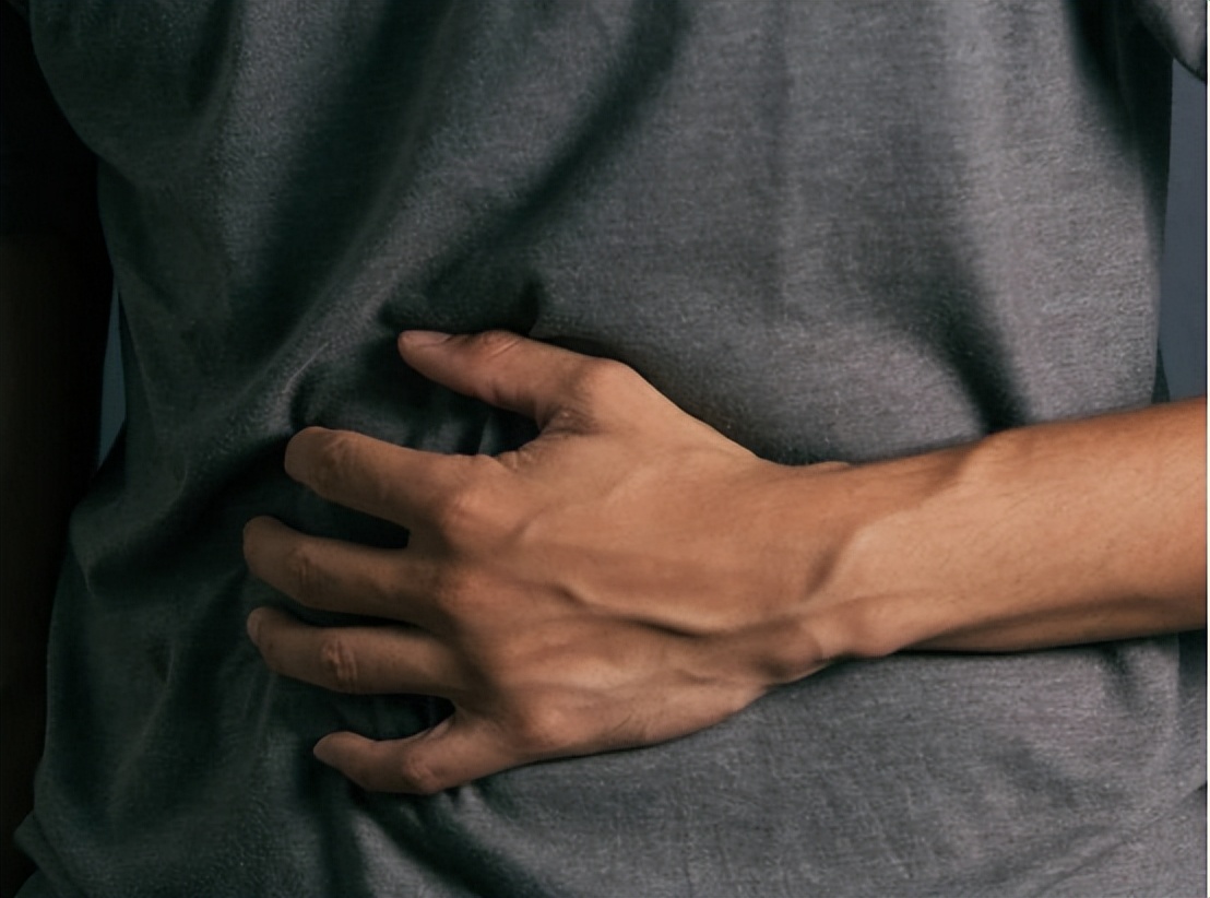 治疗尿路感染中医好还是西医好,尿路感染的原因和解决方案