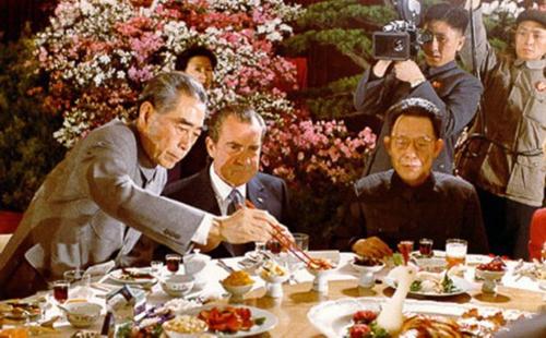 尼克松访华送给中国什么树,尼克松送给中国的礼物