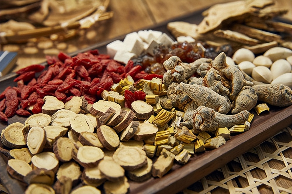 石膏药性和功能主治,用于退烧的白虎汤