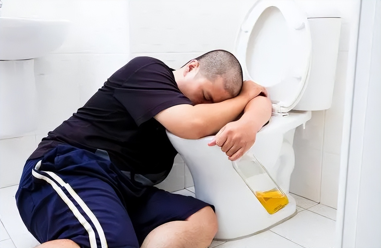 酒后第二天喝还魂酒有用吗,喝酒喝回魂酒有用吗