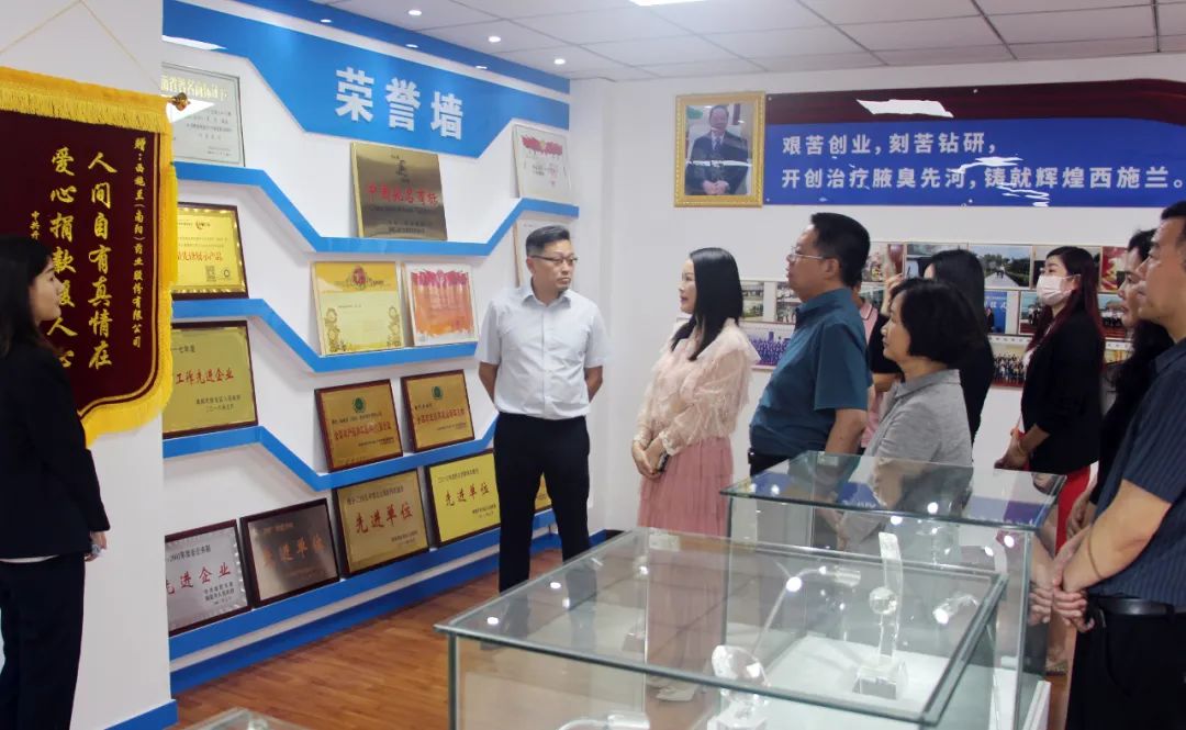 西施兰药业迎来南石医院专家团听专家讲授预防心脑血管病