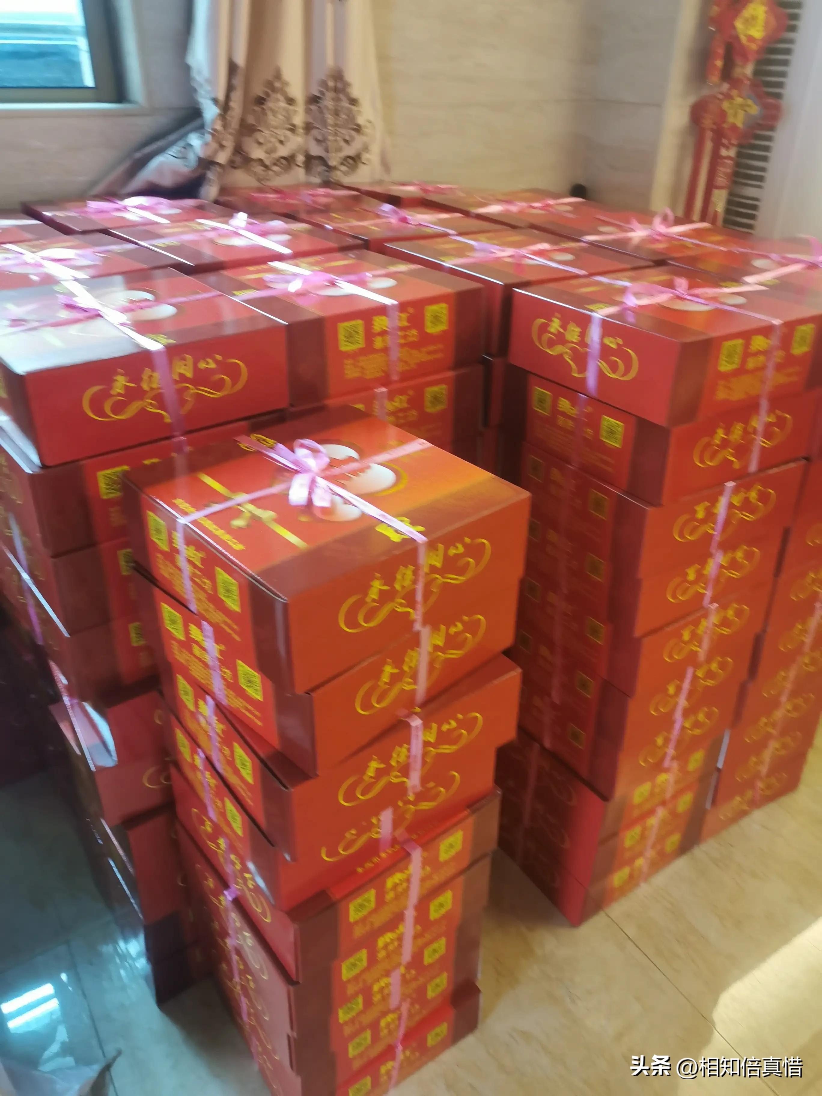 实拍老百姓热闹的婚礼现场,70年代真实婚礼