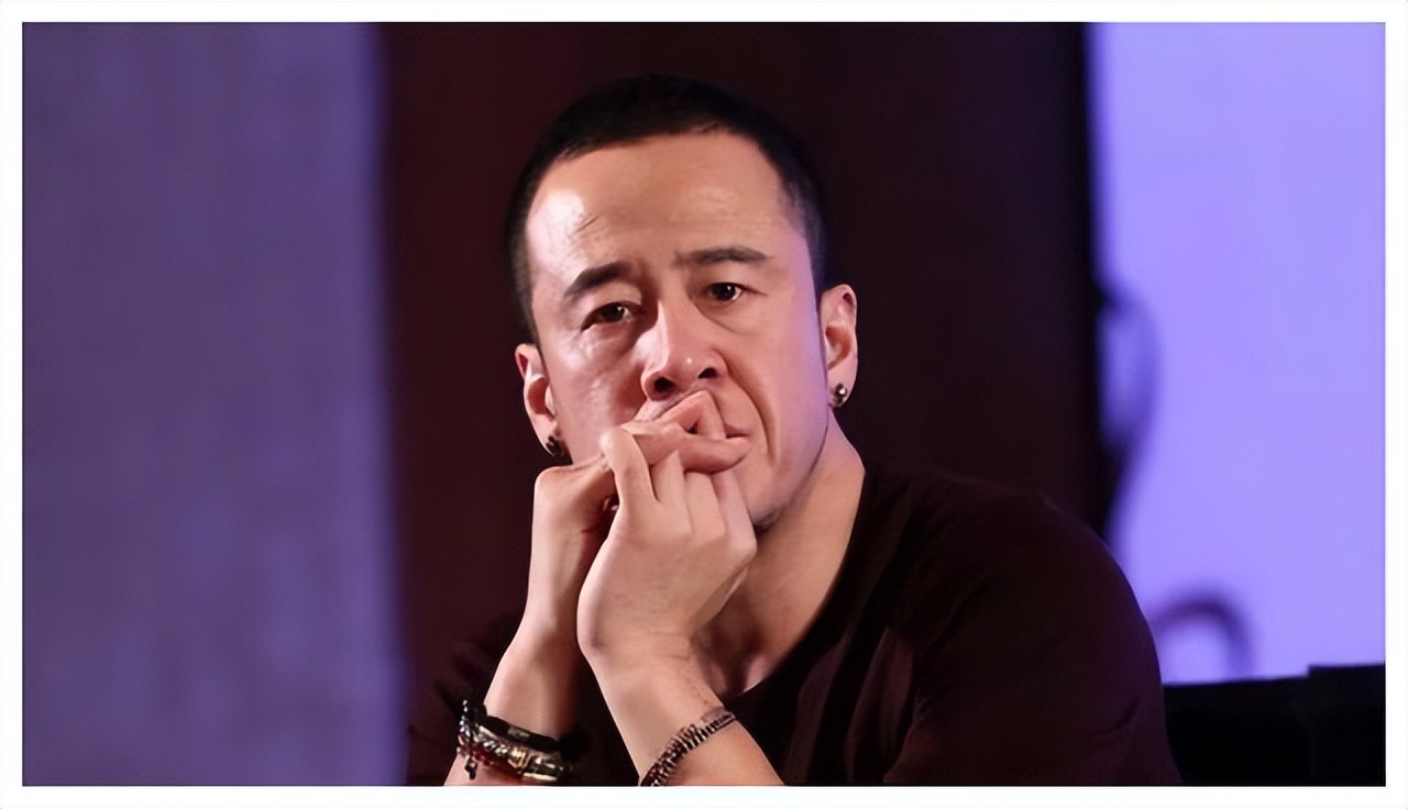 杨坤为什么在乐坛的地位高,杨坤为什么在乐坛的地位这么高