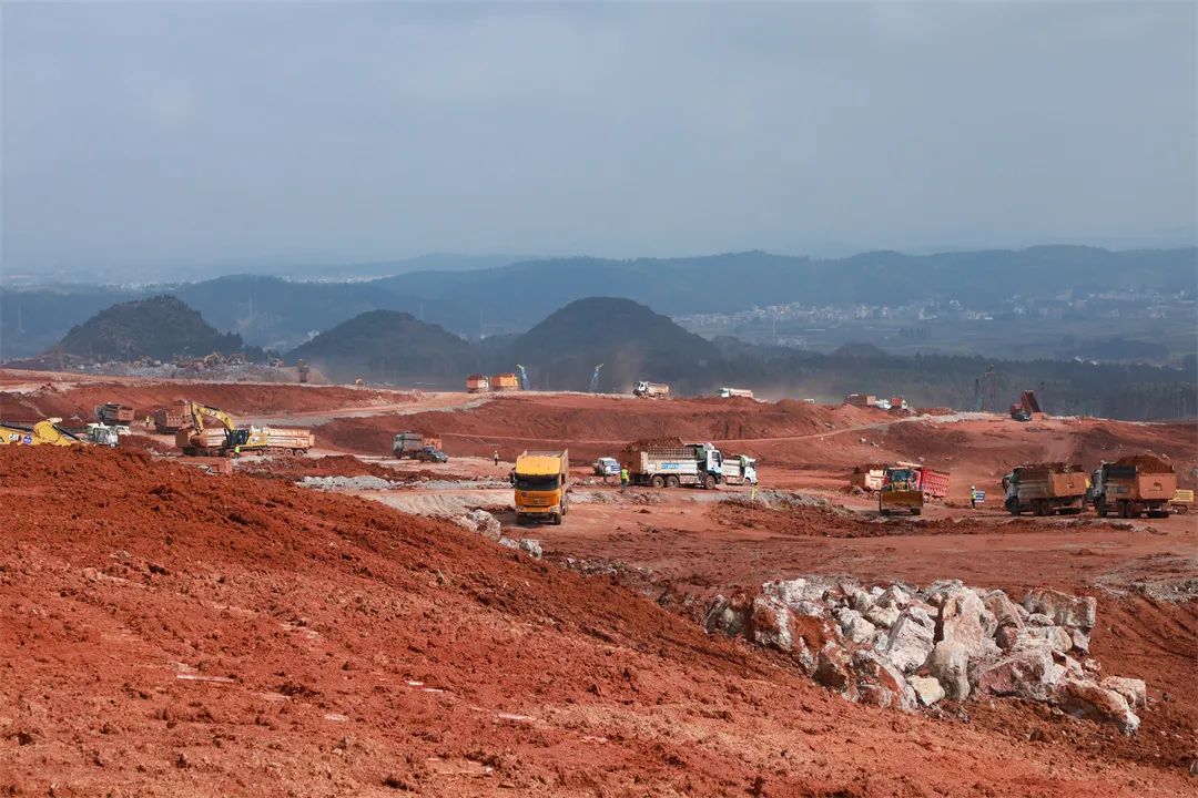 云南打造中国铝谷世界光伏之都,云南绿色铝创新产业园铝加工项目