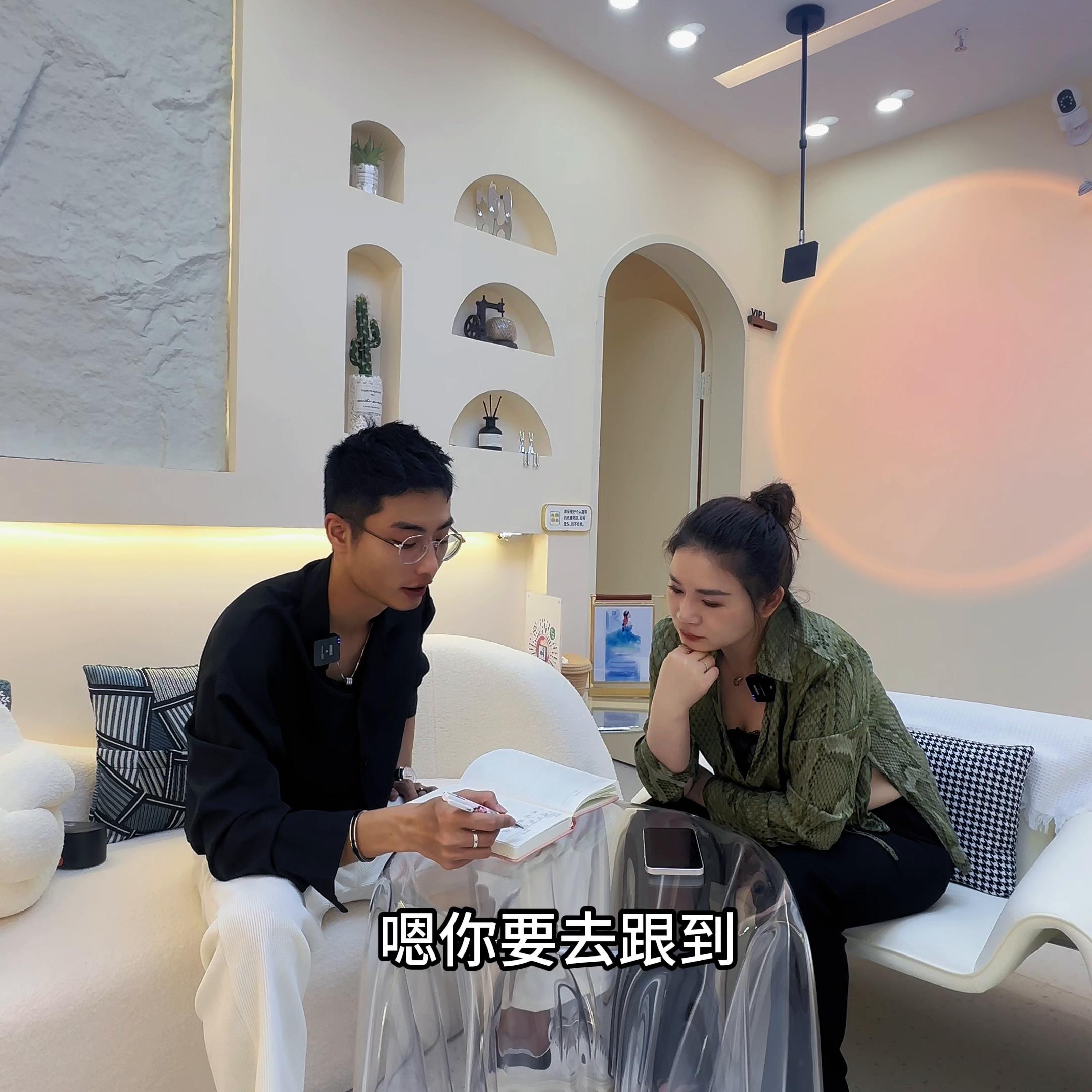 美甲店工作技巧,开美甲店怎么招募美甲师