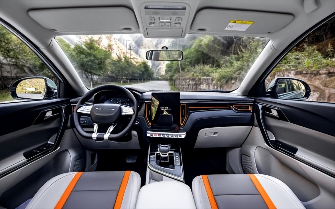 东风风行t5马赫版和荣威rx5哪个好,风行t5马赫版用的什么型号led