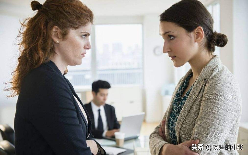 上班遇到讨厌的男同事怎么办,上班遇到很讨厌的同事怎么回复