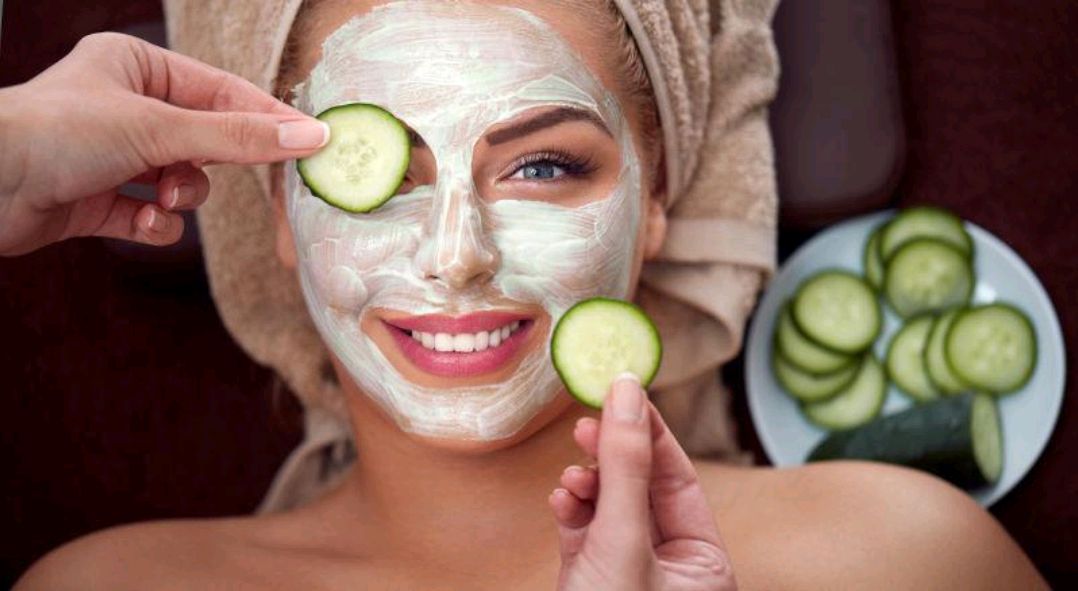 40岁女人如何保养才能气色红润,女人到了40岁应该如何保养自己