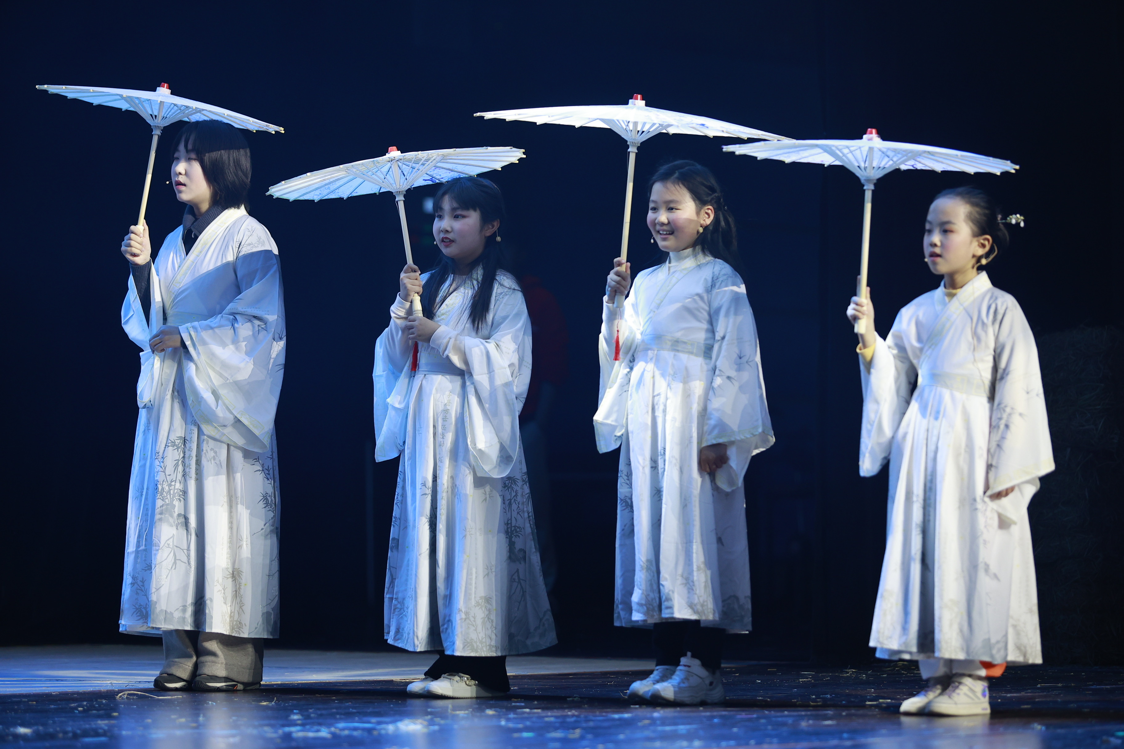 小熊吉他独奏大全,小熊吉他弹唱