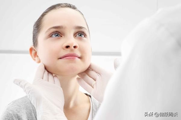 体检发现甲状腺结节到底该怎么办,体检时查出有甲状腺结节怎么办