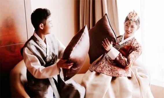 95后女学霸17岁拒绝北大学生,14岁保送清华大学女学霸