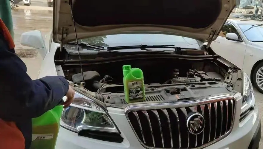 防冻液2年3万公里要换吗,3万公里需要更换防冻液吗