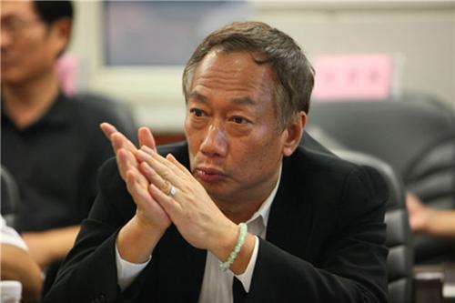 父亲一年能赚300多万算什么家庭,父亲每年挣多少钱可以当上富二代