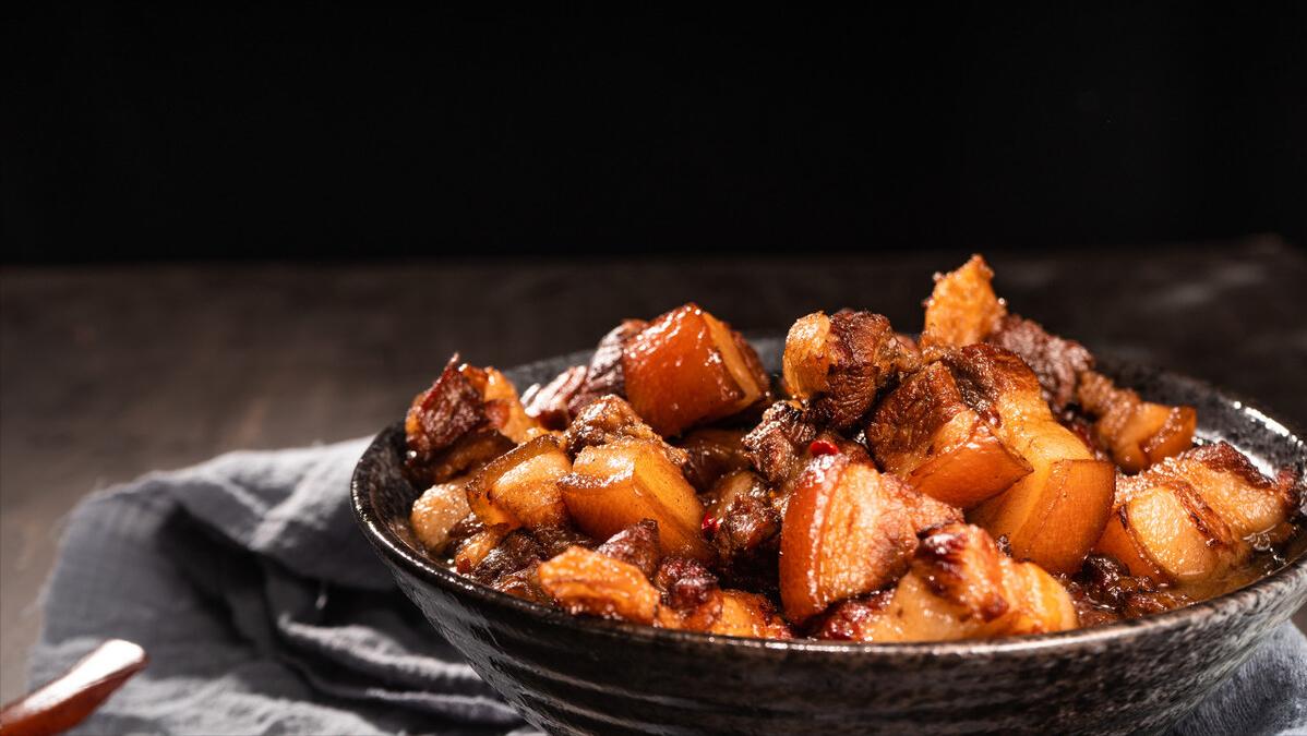 再便宜也不买了？韩国对中国出口暴跌，165万亿产品堆仓库没人要