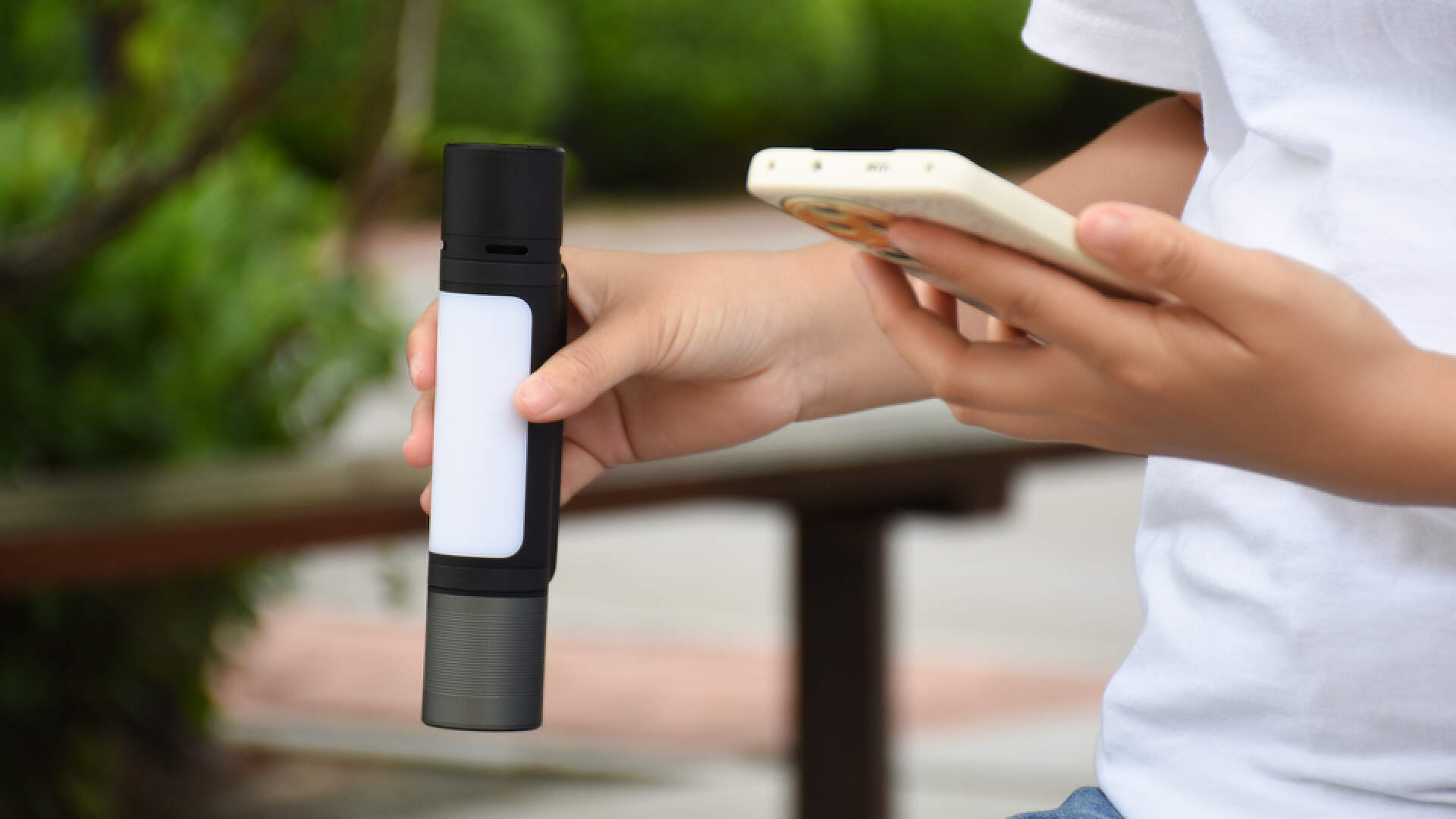 纳拓雷鸣音乐手电,纳拓雷鸣12合一手电筒音响