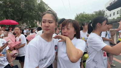 小学毕业典礼的超燃视频,最棒的小学毕业典礼