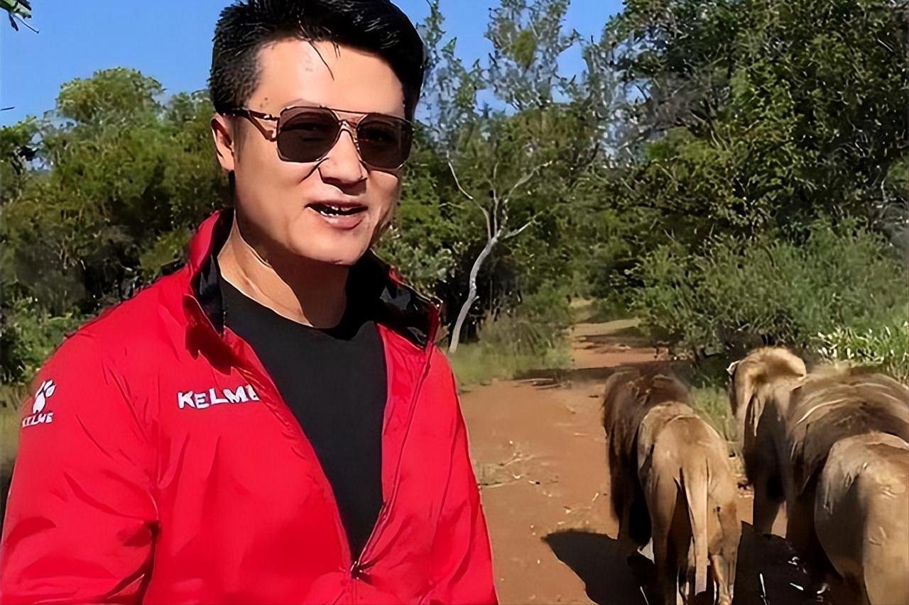 “非洲土皇帝”王垚，生活奢靡居然还被官媒表扬，背后果然不简单