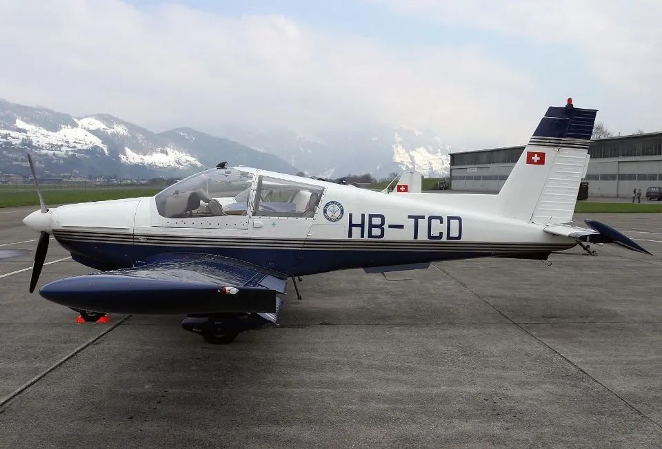 教练机真能当战斗机用吗,战斗机的教练机能实战吗