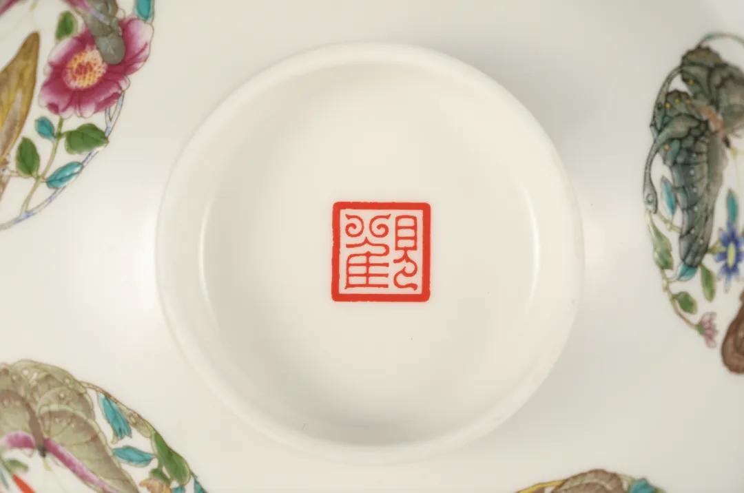 每种蝴蝶的寓意和象征,院里飞来一只黑花蝴蝶什么寓意