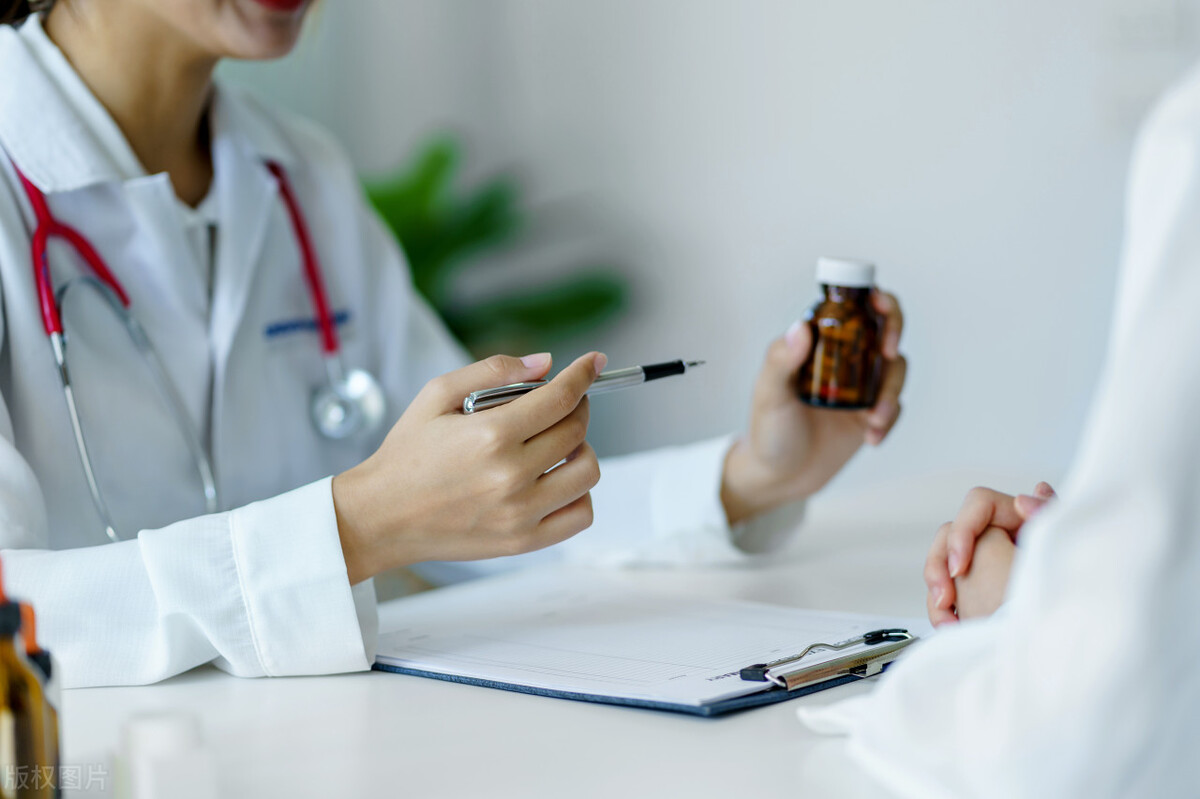 手术可以治疗癫痫病，尽早手术难道不更好吗？