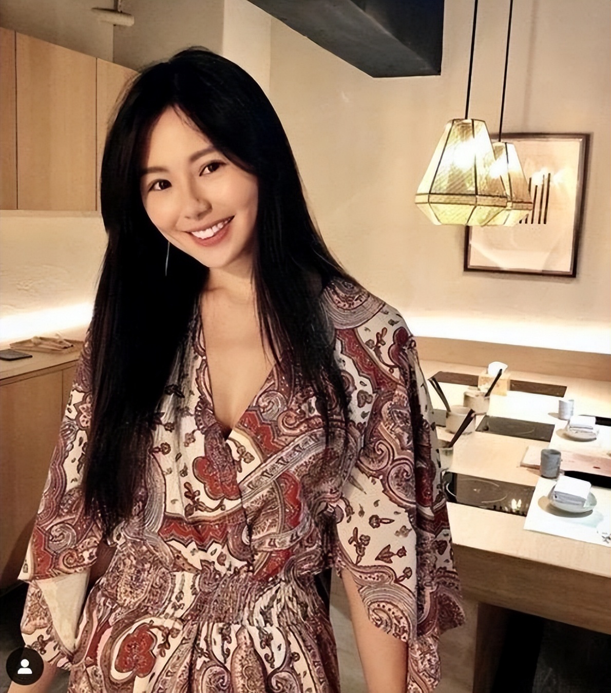 赖弘国的妻子alice,赖弘国晒合照为老婆阿娇庆生