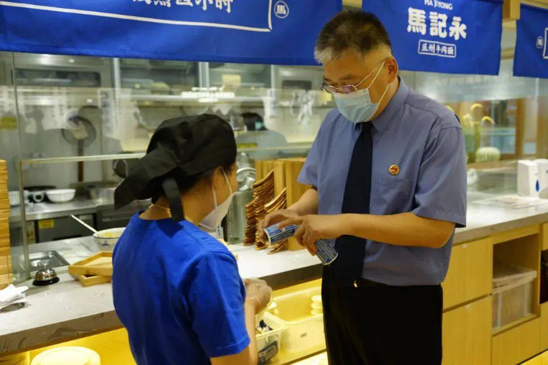 盲发快递诈骗判决书,盲发快递诈骗案律师解析