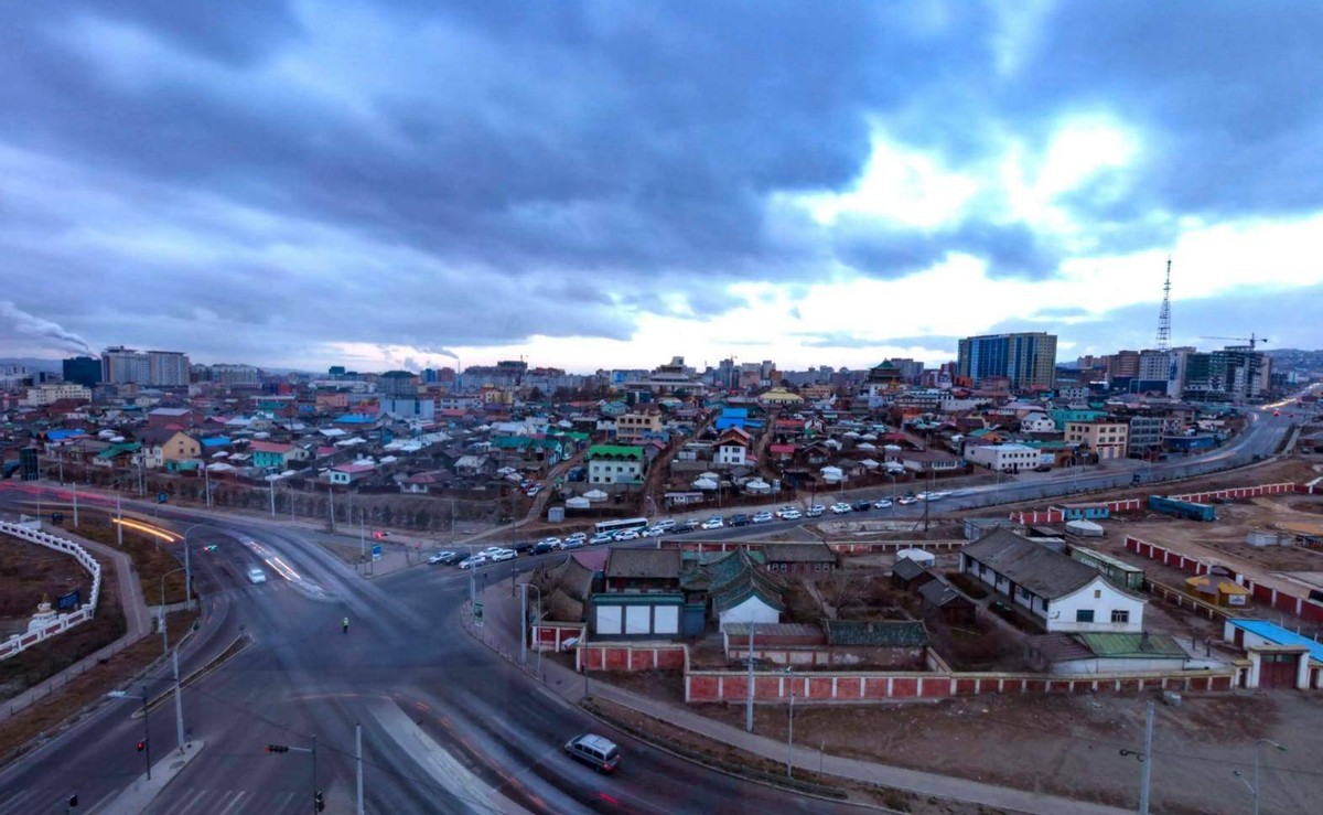 当今世界最安全的两个国家，一个谁也打不赢，一个谁也打不赢