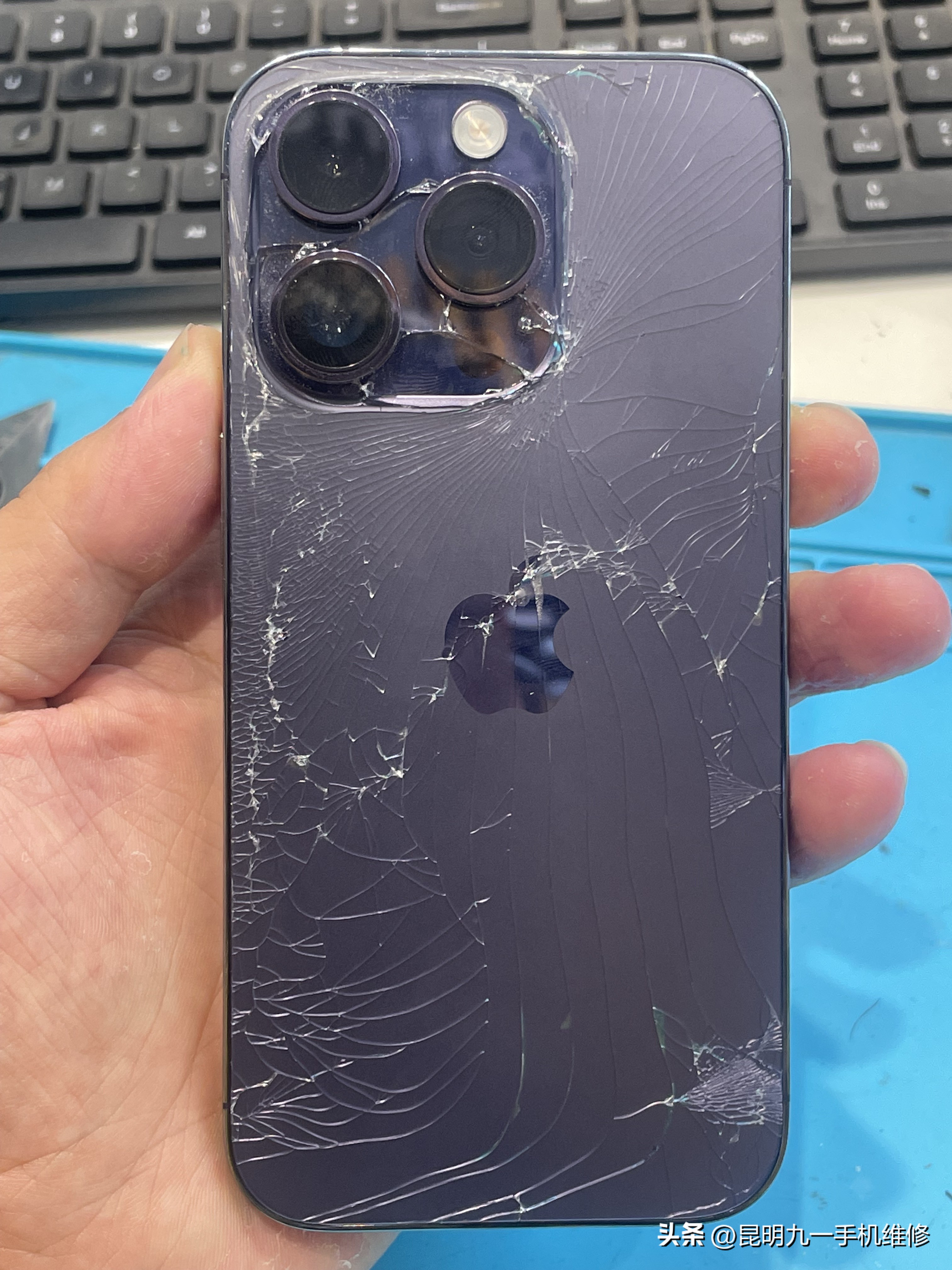 iphone后盖玻璃碎了修多少钱,苹果手机后盖玻璃碎了能修吗