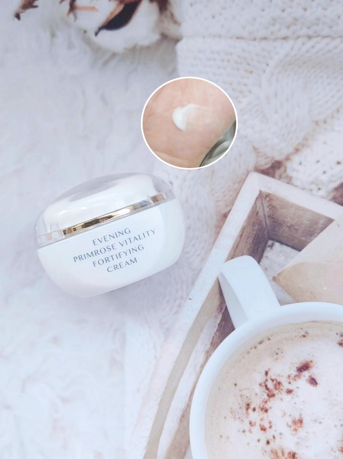 克丽缇娜月见草美颜露是乳液吗,克丽缇娜月见草御颜精华露