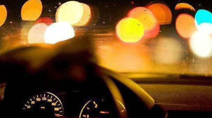 掌握人生之路前先掌握方向盘,只有自己把握住方向盘才是硬道理