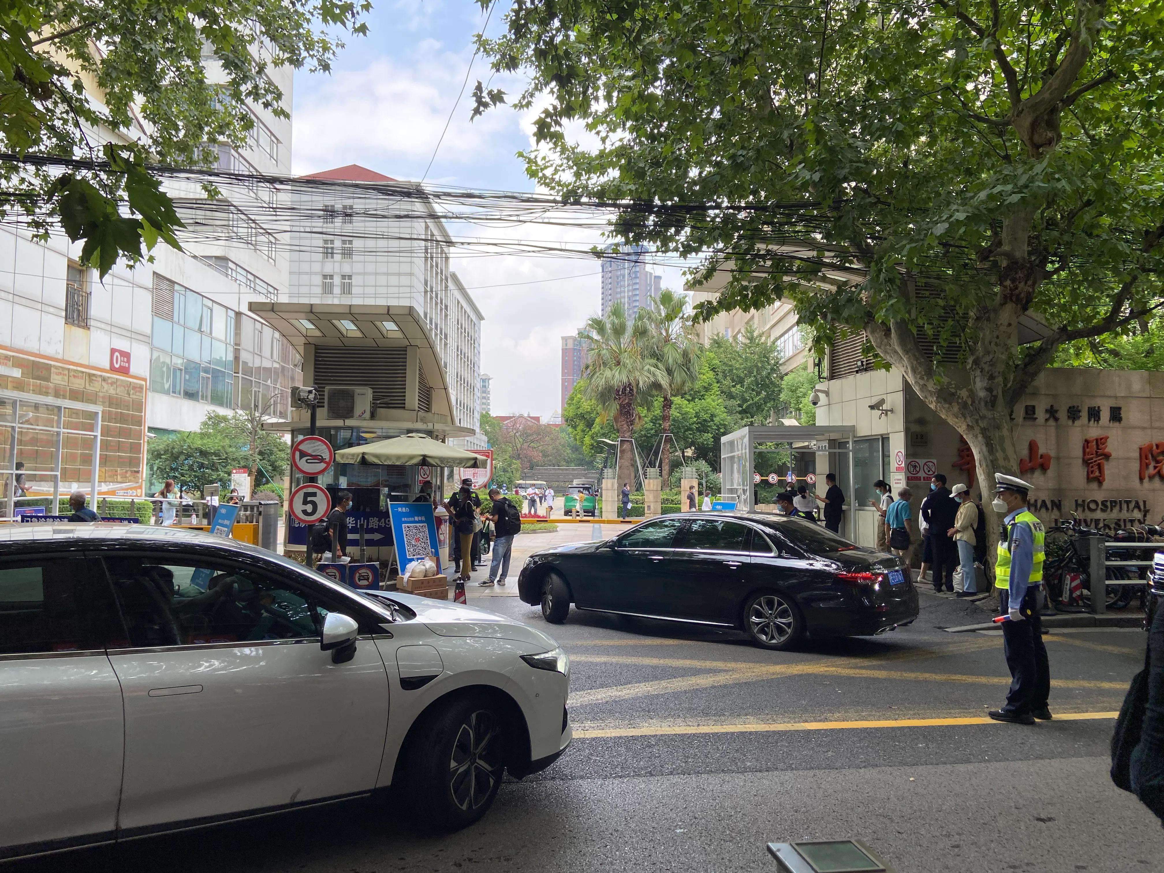 后疫时代的乌鲁木齐中路，人生海海，生活一半烟火，一半释然