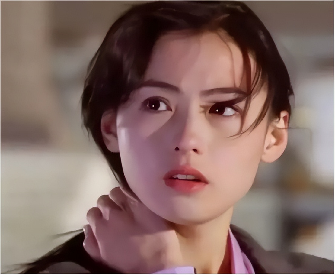 她被挂在了黄色网站上，人生尽毁！