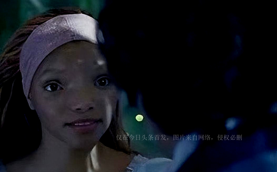 小美人鱼女主被骂,小美人鱼真人版被嘲讽像异形