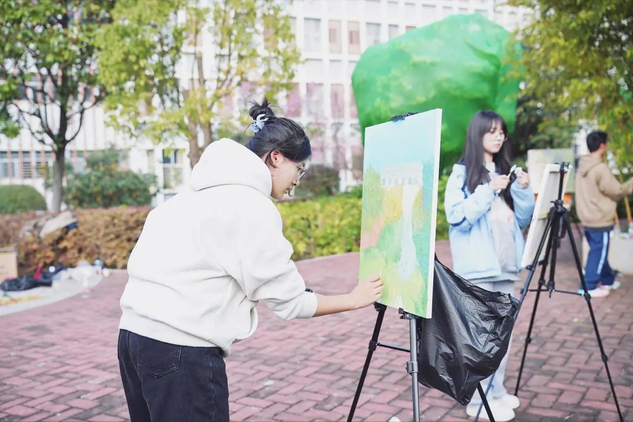 西南地区中小学美育高质量发展学术年会分会场在昆十中求...