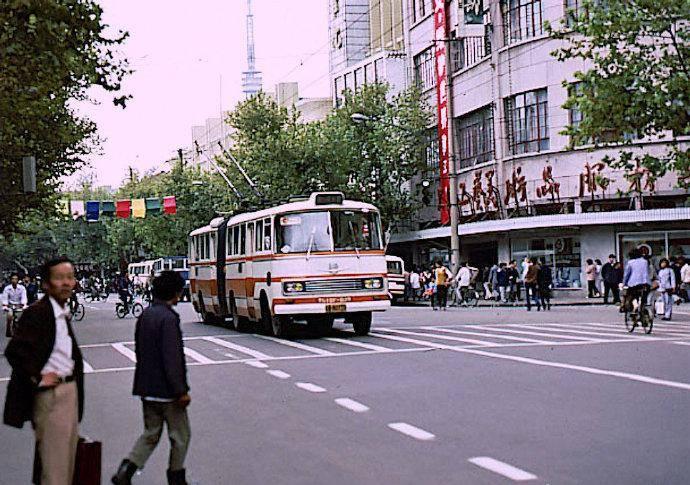 日军日记:*安妇慰**不服从管教,我很愤怒,用*刀刺**插入她的*体下**