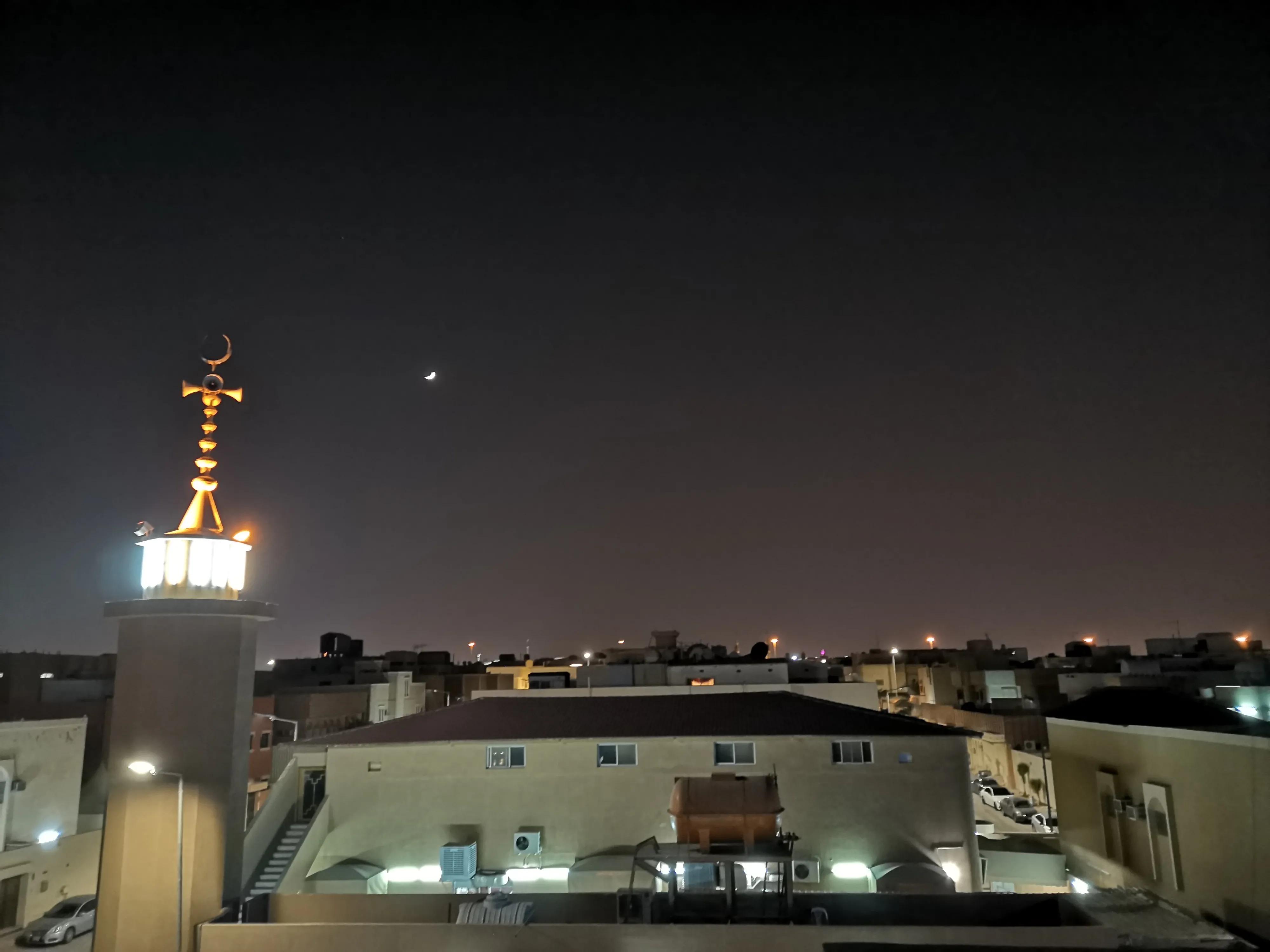 头顶一块布不是恐怖就是富什么梗,头顶一块布的人为啥那么富