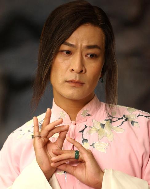 于毅：出道21年不温不火，靠“二丫头”出圈，靠《灵魂摆渡》翻身