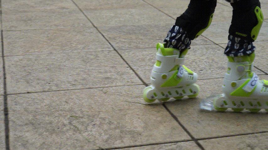 酷骑轮滑r1和r2哪个好,酷骑r2轮滑鞋介绍视频