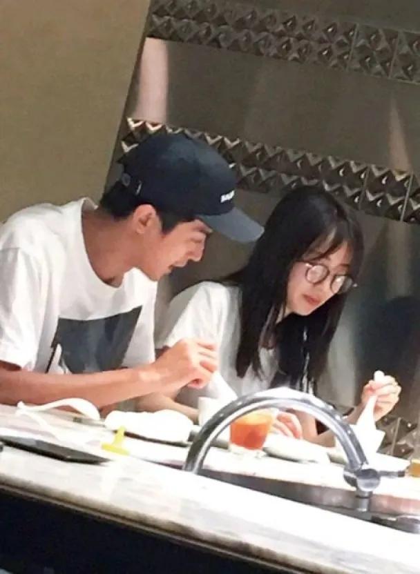 国足太太团颜值爆表,国足太太团斗艳美如画