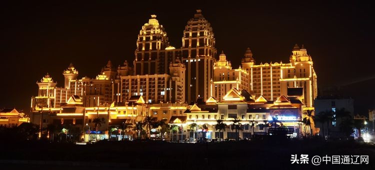 中国小伙在老挝自驾游,老两口自驾游中国