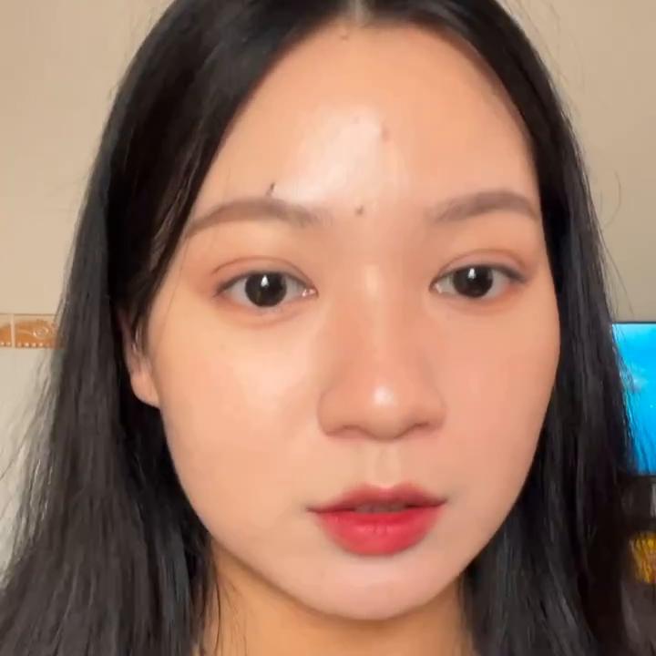 姐妹们、c05很！显白、很好看、最推荐的一支#显白唇釉推荐