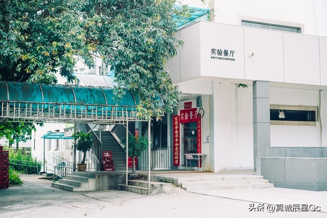 深圳深大光学研究生就业前景,深大护理学就业前景